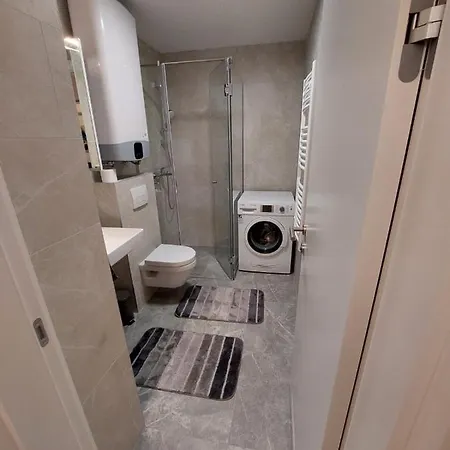 West 65 Apartment *