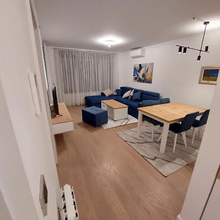 West 65 Apartment *